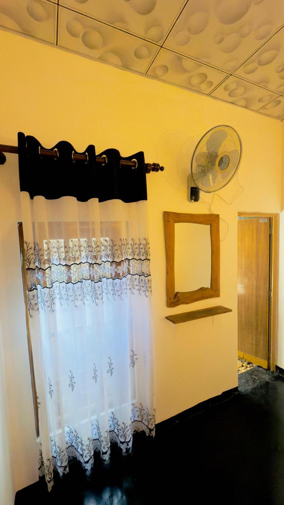 אודוואלאווה Maika Safari Lodge מראה חיצוני תמונה